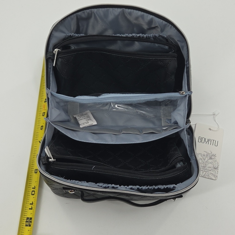 Black Checkered Toiletry Bag With Multiple Compartments - Picture 11 of 16